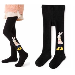 Czarne Rajstopy dziecięce bawełniane z króliczkiem 3D 2