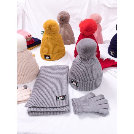Zestaw zimowy dla dzieci – czapka z pomponem, szalik i rękawiczki | LeAnKa