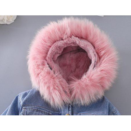 Jeansowa kurtka dziewczęca z różowym futerkiem i kapturem | Modna kurtka zimowa dla dzieci