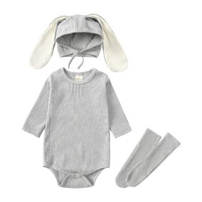 Zestaw Body + Czapka + Skarpetki dla dziewczynki 220525-13 Szary