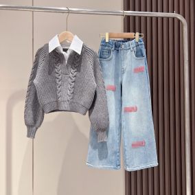 Komplet dziewczęcy sweter z kołnierzykiem i jeansy szerokie – stylowy zestaw dla dziewczynki | Leanka
