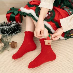 Świąteczne skarpetki dziecięce z ozdobami 3D – miękkie i elastyczne | LeAnKa