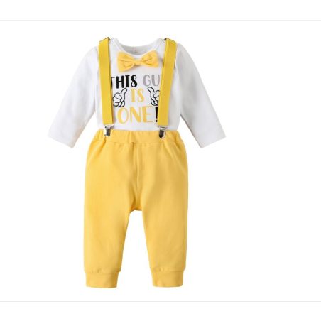 Zestaw urodzinowy dla chłopca „This Guy is One” – body z muchą i spodnie z szelkami | LeAnKa